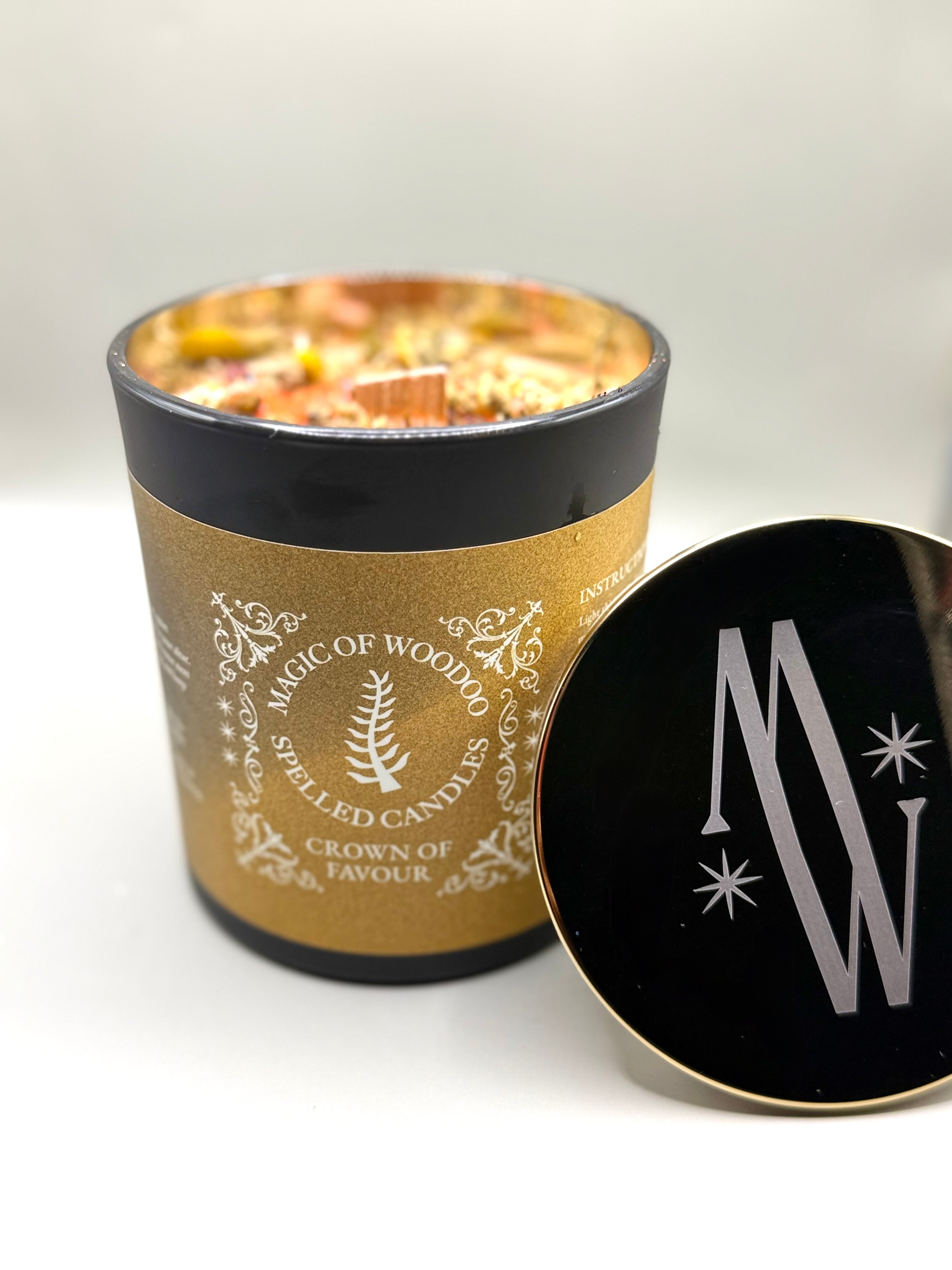 Crown Of Favour Spelled Candle