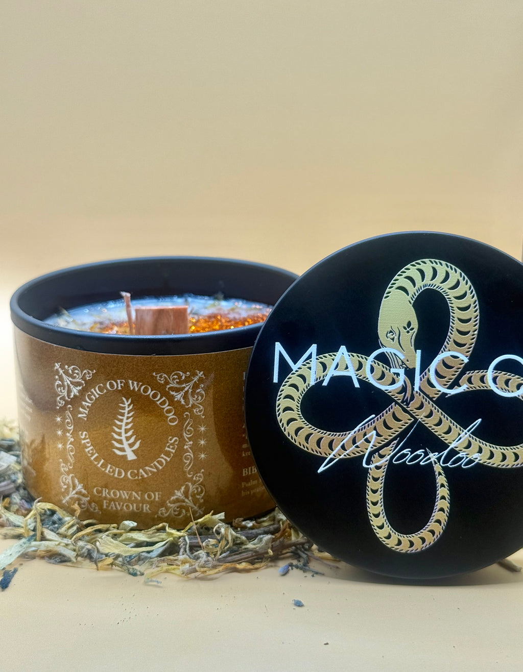 Crown Of Favour Spelled Candle